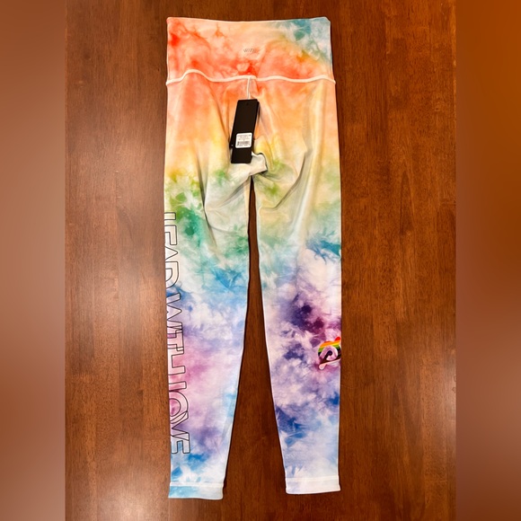 Peloton x WITH Pride Rainbow Gradient High-Rise Reversible Leggings NWT Sz M - Picture 4 of 6